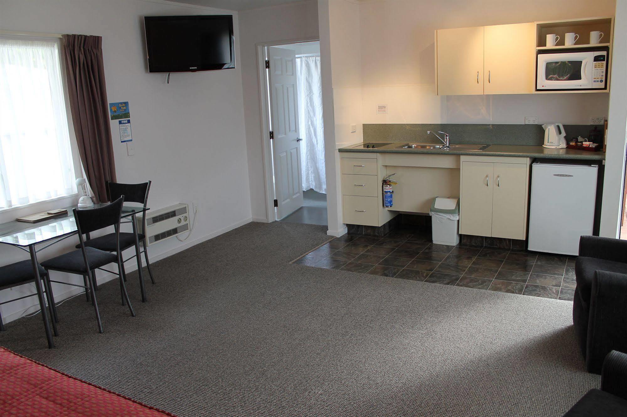 Riverview Motel Whanganui Exterior foto